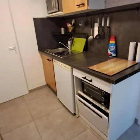 Joli Avec Cour Interieure *