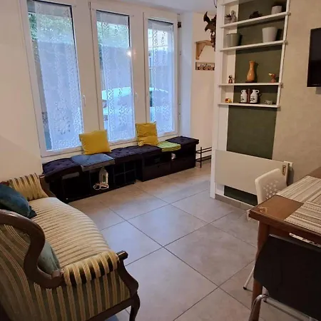 شقة Joli Avec Cour Interieure *