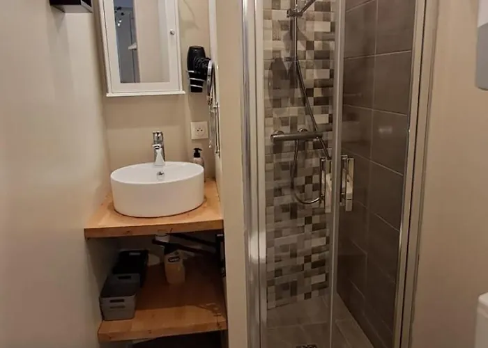 Joli Avec Cour Interieure Apartment Aix-les-Bains